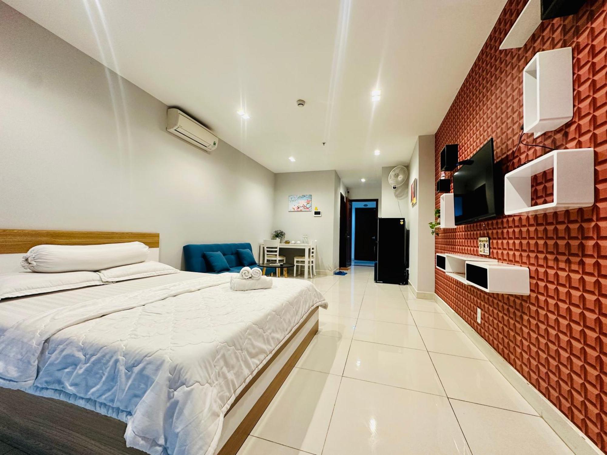 Teddy Apartment At Sky Center Luxury ホーチミン市 エクステリア 写真