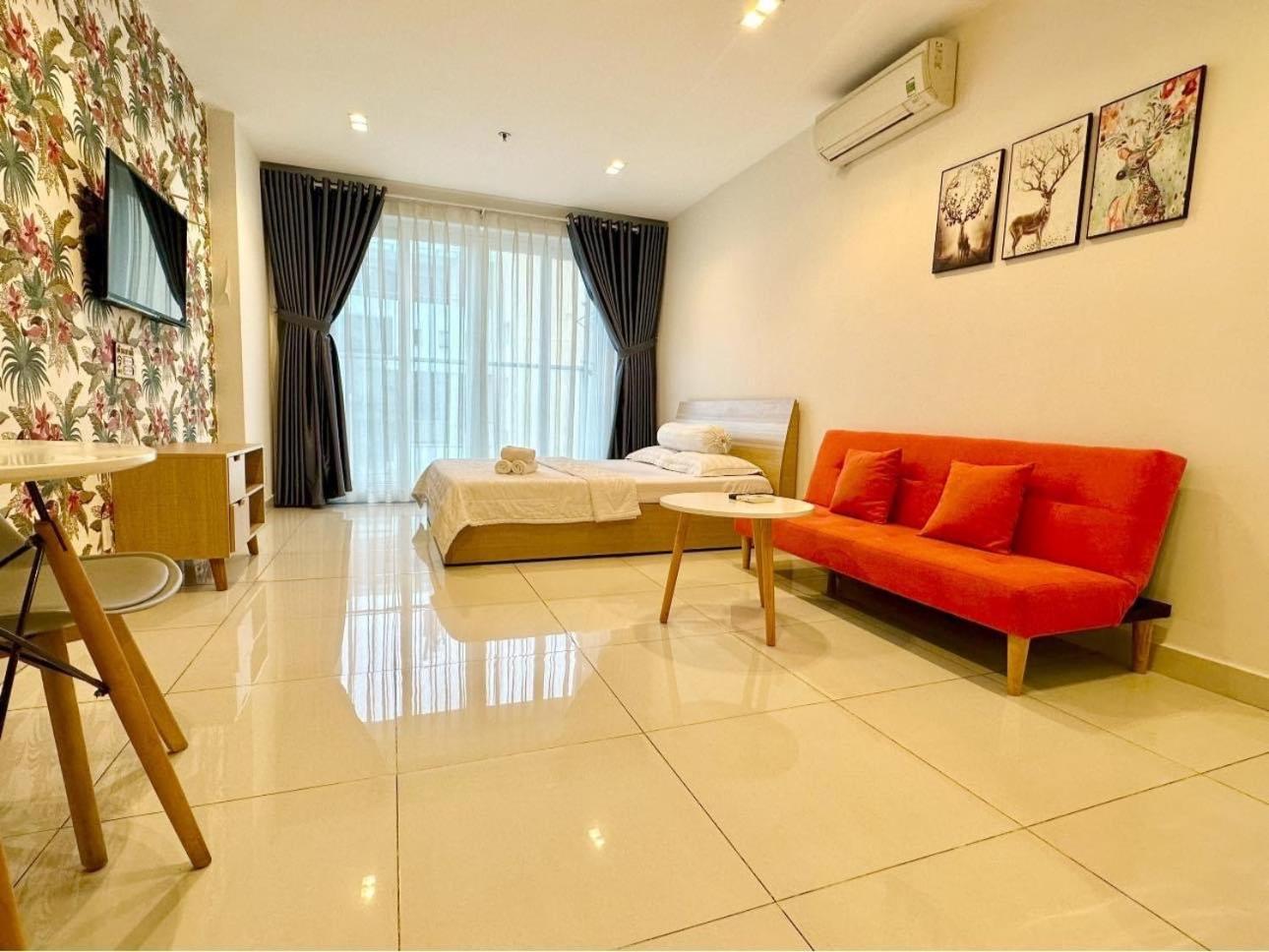 Teddy Apartment At Sky Center Luxury ホーチミン市 エクステリア 写真